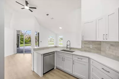 2635 SE Morningside Boulevard, Port Saint Lucie, FL 34952 - Photo 17