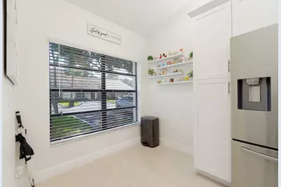 1250 Parkside Green Drive #B, Greenacres, FL 33415 - Photo 5