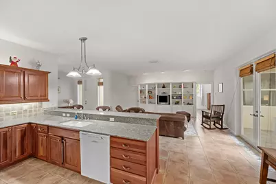 1211 Singer Drive, Singer Island, FL 33404 - Photo 11