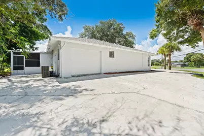 4800 Myrtle Drive, Fort Pierce, FL 34982 - Photo 31