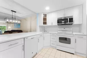 4007 N Cypress Dr, Pompano Beach, FL 33069 - Photo 5