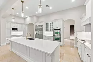 8166 Emerald Ave, Parkland, FL 33076 - Photo 9