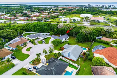 24 Russell Street, Tequesta, FL 33469 - Photo 19