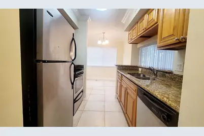 5672 Rock Island Road #249, Tamarac, FL 33319 - Photo 9