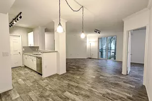 630 S Sapodilla Ave, West Palm Beach, FL 33401 - Photo 1