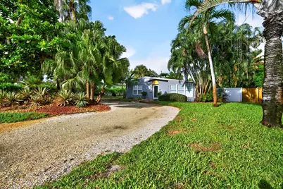 1605 NE 16th Avenue, Fort Lauderdale, FL 33305 - Photo 11