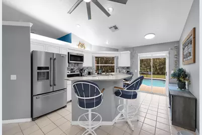 202 SE Grove Avenue, Port Saint Lucie, FL 34983 - Photo 9