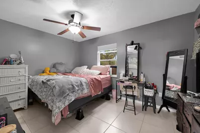 202 SE Grove Avenue, Port Saint Lucie, FL 34983 - Photo 25