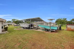 202 SE Grove Ave, Port Saint Lucie, FL 34983 - Photo 35