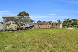 202 SE Grove Ave, Port Saint Lucie, FL 34983 - Photo 37