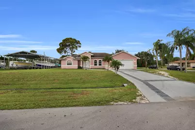 202 SE Grove Avenue, Port Saint Lucie, FL 34983 - Photo 1