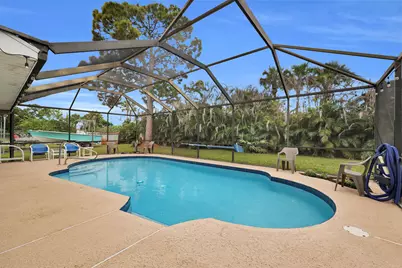 202 SE Grove Avenue, Port Saint Lucie, FL 34983 - Photo 33