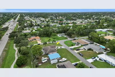 202 SE Grove Avenue, Port Saint Lucie, FL 34983 - Photo 49
