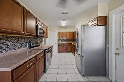 711 E Coast Avenue, Lantana, FL 33462 - Photo 9