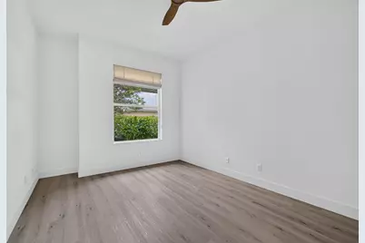 1205 Gator Trail, West Palm Beach, FL 33409 - Photo 27