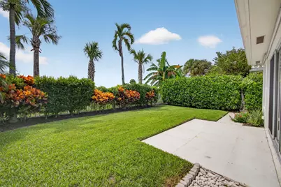 1205 Gator Trail, West Palm Beach, FL 33409 - Photo 29
