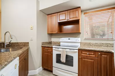 3350 Pinewalk Drive N #1411, Margate, FL 33063 - Photo 7