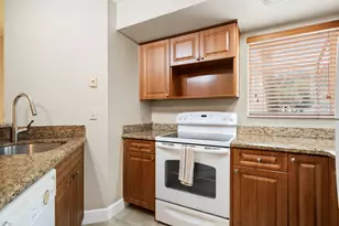 3350 Pinewalk Dr N, Margate, FL 33063 - Photo 7