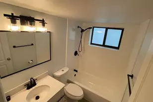 10053 Winding Lake Rd, Sunrise, FL 33351 - Photo 11