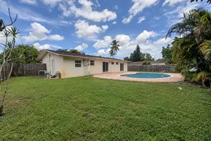 6884 NW 12th St, Plantation, FL 33313 - Photo 17