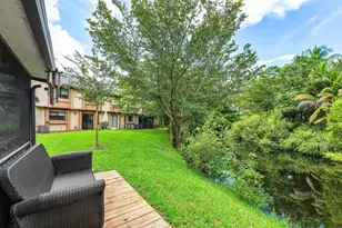 209 Wimbledon Lakes Dr, Plantation, FL 33324 - Photo 9