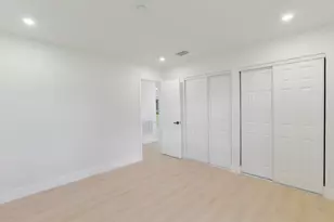 413 N Ware Dr, West Palm Beach, FL 33409 - Photo 11