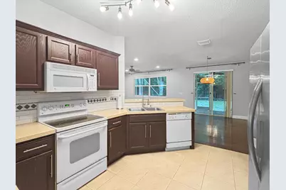 4528 Thornwood Circle, West Palm Beach, FL 33418 - Photo 7