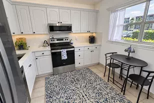 3661 Via Poinciana, Lake Worth, FL 33467 - Photo 7