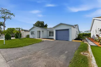 7198 Pine Forest Circle E, Lake Worth, FL 33467 - Photo 3