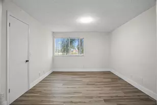 12730 Vista Isles Dr, Sunrise, FL 33325 - Photo 23