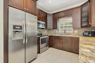 233 Malverne Rd, West Palm Beach, FL 33405 - Photo 5