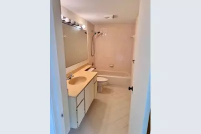 217 Live Oak Lane, Boynton Beach, FL 33436 - Photo 11