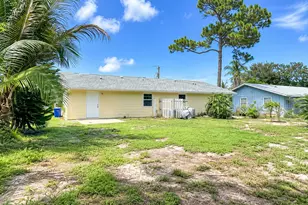3438 SE Iris St, Stuart, FL 34997 - Photo 17