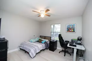 16701 Mead Hill Dr E, The Acreage, FL 33470 - Photo 17