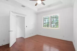 260 NE Wavecrest Ct, Boca Raton, FL 33432 - Photo 47