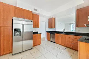3340 NE 190th St, Aventura, FL 33180 - Photo 9