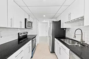 2715 N Ocean Blvd, Fort Lauderdale, FL 33308 - Photo 13