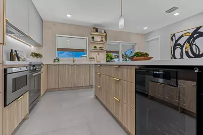 259 SE 4th Avenue, Pompano Beach, FL 33060 - Photo 15