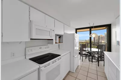 3400 N Ocean Avenue #1605, Singer Island, FL 33404 - Photo 9