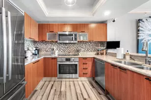 2650 Lake Shore Dr, Riviera Beach, FL 33404 - Photo 9