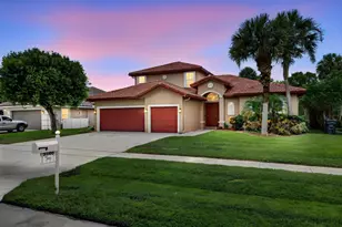 3360 Harness Cir, Wellington, FL 33449 - Photo 3