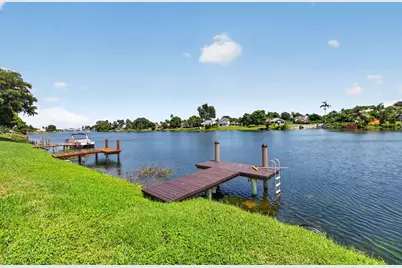 905 NW 21st Way, Delray Beach, FL 33445 - Photo 57