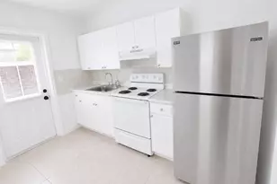 1100 NE 12th Ave, Fort Lauderdale, FL 33304 - Photo 1