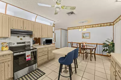 351 Baysinger Avenue, Fort Pierce, FL 34982 - Photo 7