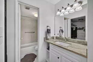 12790 Briarlake Dr, Palm Beach Gardens, FL 33418 - Photo 9