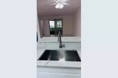 9539 Boca Cove Circle #105, Boca Raton, FL 33428 - Photo 5