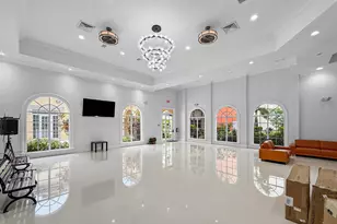 8290 Lake Dr, Doral, FL 33166 - Photo 45