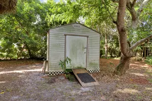 142 2nd St, Jupiter, FL 33458 - Photo 37