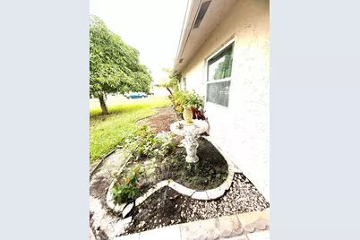 7526 SW 8th Street, North Lauderdale, FL 33068 - Photo 33