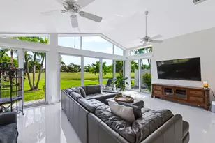 12920 Touchstone Pl, Palm Beach Gardens, FL 33418 - Photo 11